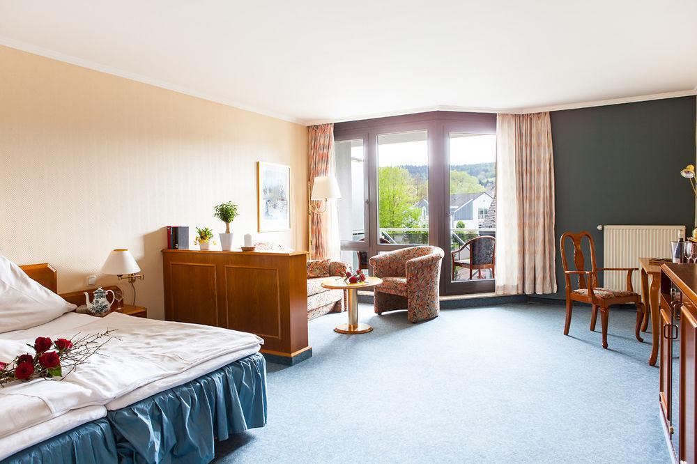 Hotel Am Park ชตัดท์คิลล์ ภายนอก รูปภาพ